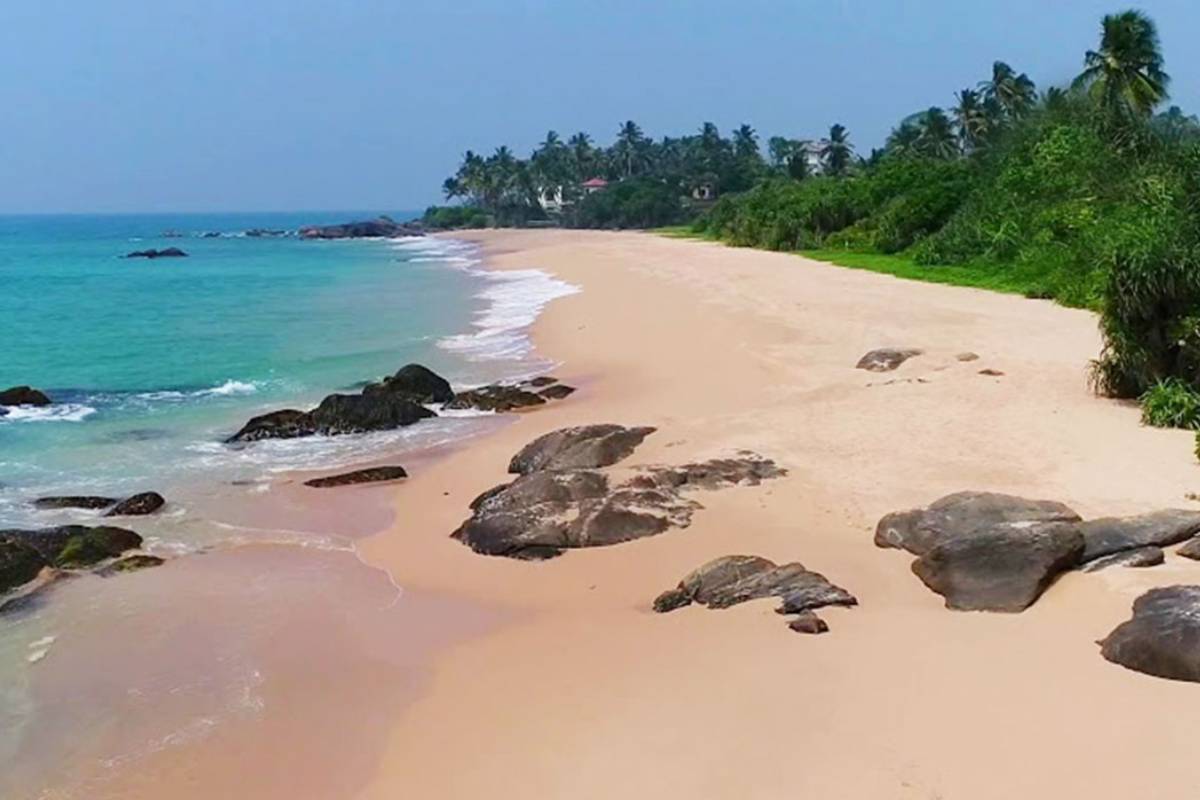 The Kande Viharaya temple has a long history